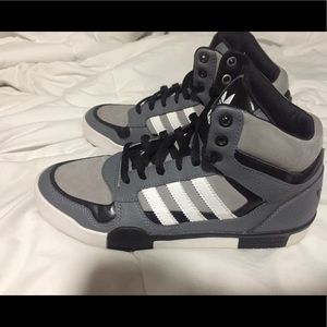 Men's Adidas Sneakers Size 10